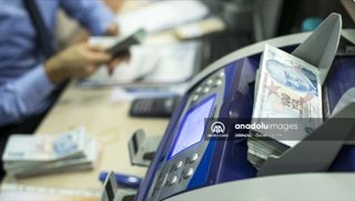 TL mevduat faizi yüzde 50’ye koşuyor