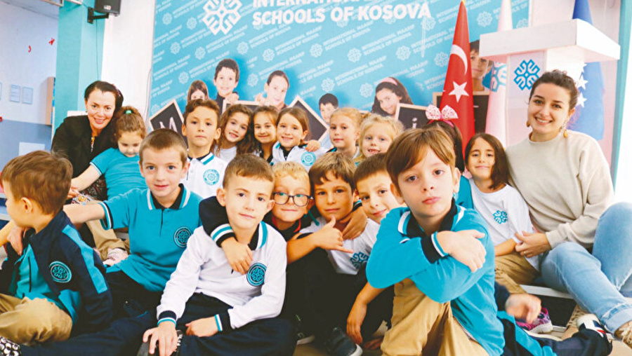 6 kıtada FETÖ'nün izleri siliniyor