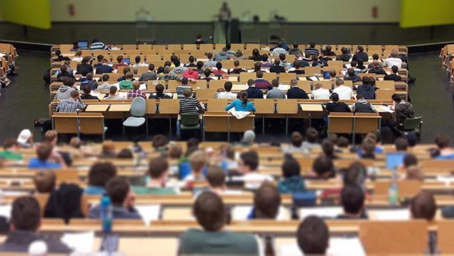 Üniversitelerin biyokimya bölümü mezunları yıllardır işsiz, atama bekliyorlar