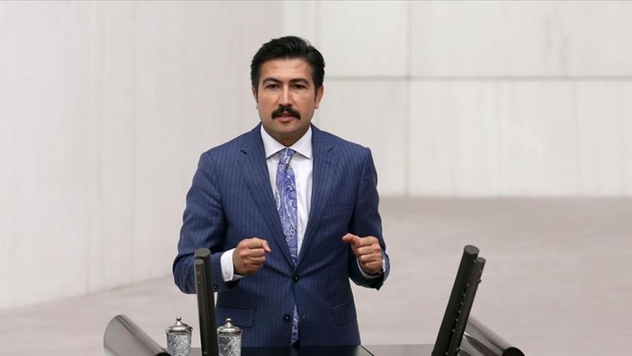 İstifası istendiği öne sürülen AK Partili Özkan'ın basın toplantısı iptal