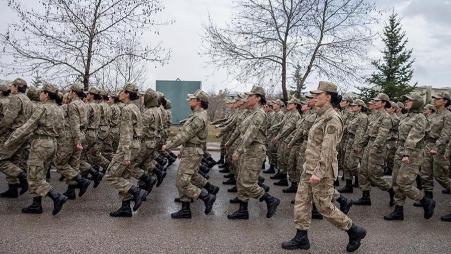 TSK, isteyen kadın personele yazlık ve kışlık başörtü dağıtacak