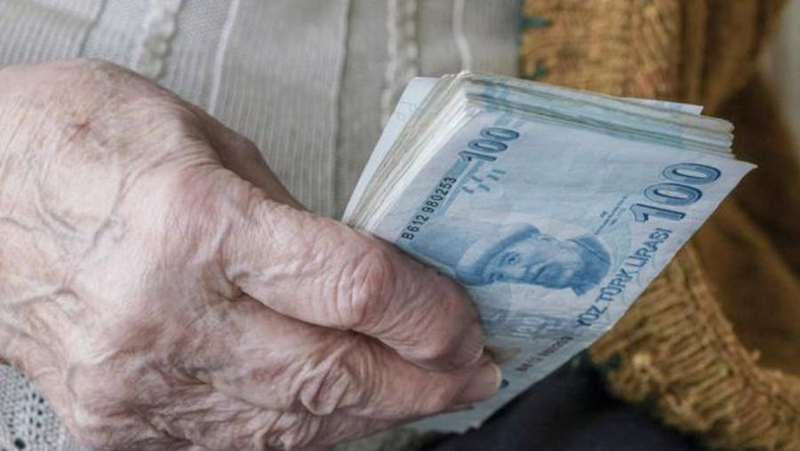 Emekli çırpınıyor: Refah payı ile yüzde 25’lik bir zam gündemde.