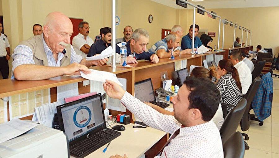 Sözleşmeliler için kritik gün salı