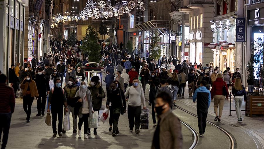 İstanbul'da yasal olarak ne kadar yabancı ikamet ediyor?