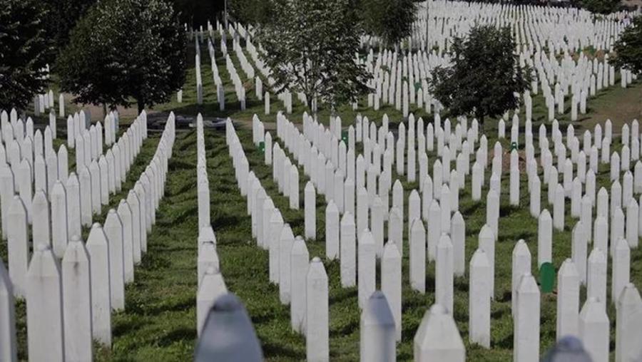 Tarihte bugün: Srebrenitsada 8 bin 372 Müslüman katledildi.