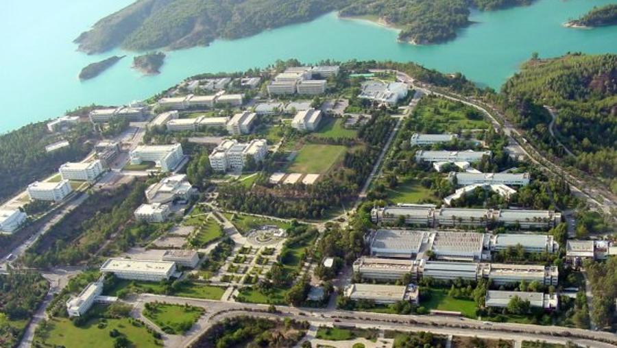 Çukurova Üniversitesi 90 sözleşmeli personel ve 40 işçi alacak