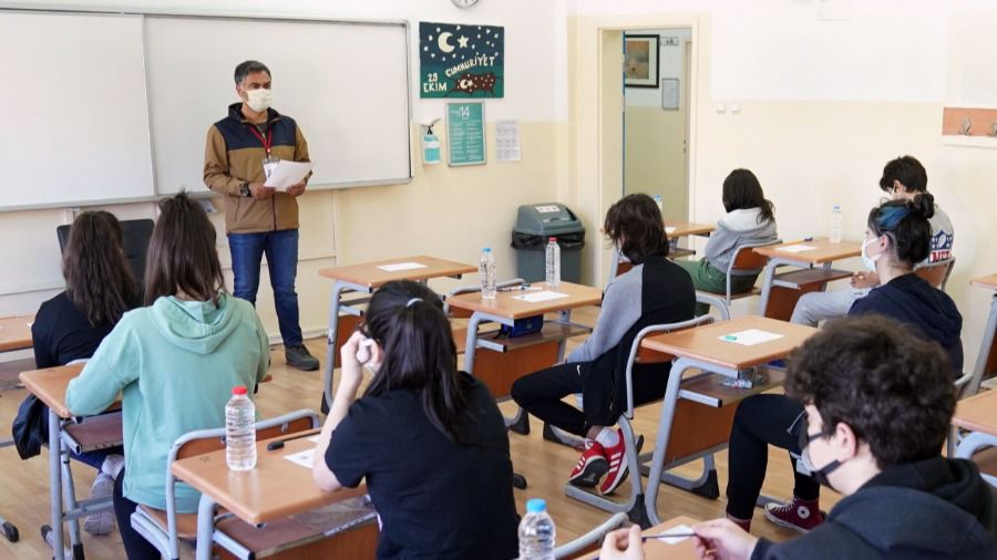 İlk ve Ortaöğretim burs sınav başvuruları 21 Nisan'da başlıyor