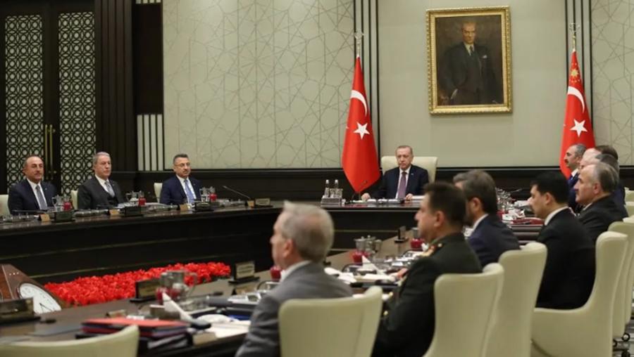 En başarılı ve en başarısız bakan kim?