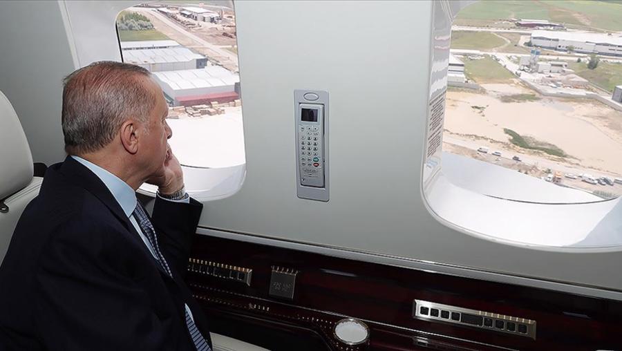 Erdoğan, selden etkilenen Akyurt'u helikopterden inceledi