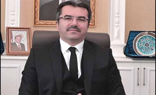 Vali: Atanan öğretmen hemen tayin derdine düşüyor, çok ayıp