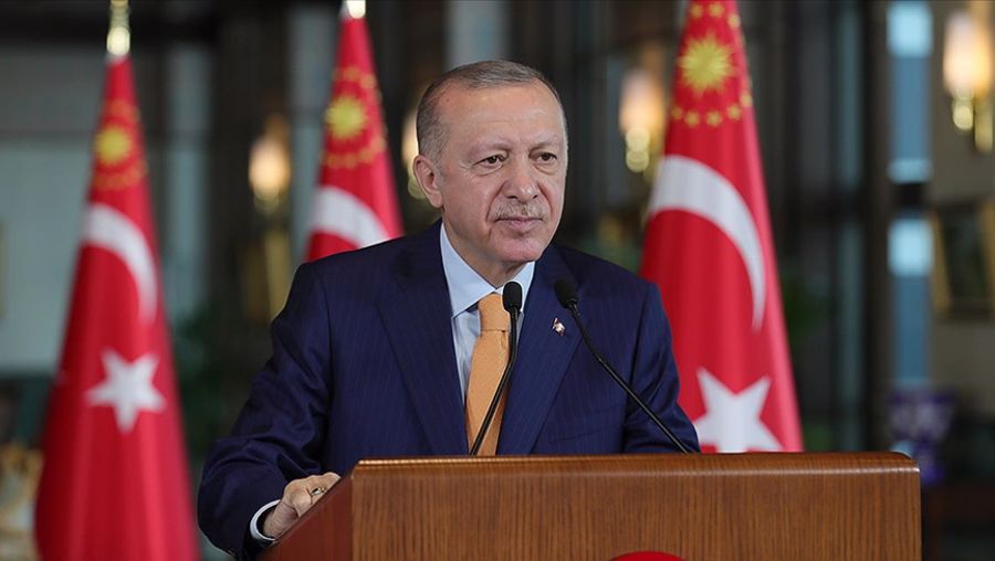 Erdoğan: Sağlık çalışanlarının mali hakları iyileştirilecek