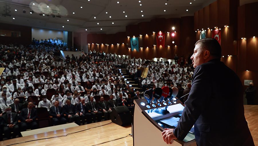 Bakan Koca: Ertelenen zamda sizlere hak veriyorum