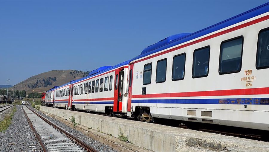 Ramazan Bayramı dolayısıyla tren seferleri arttırıldı