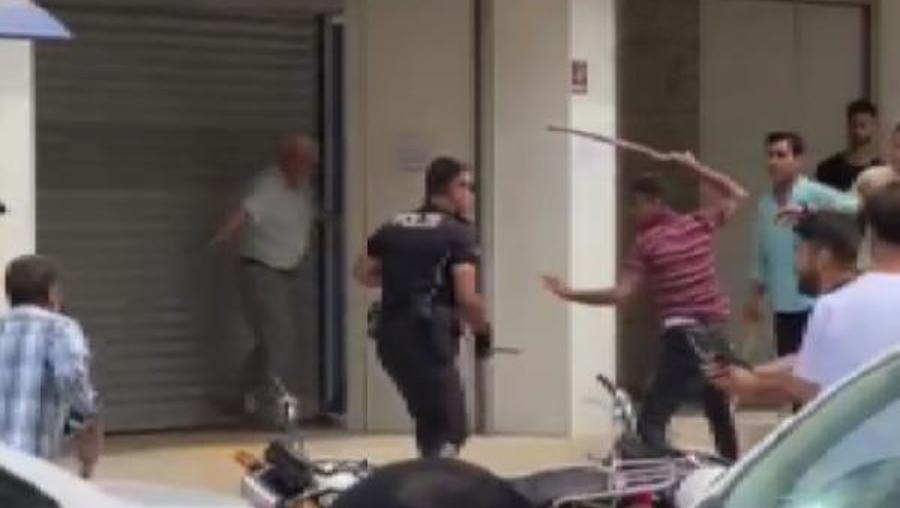 Hatay'da tabanca, sopa ve bıçaklı kavgada polise de saldırdılar; 4 yaralı