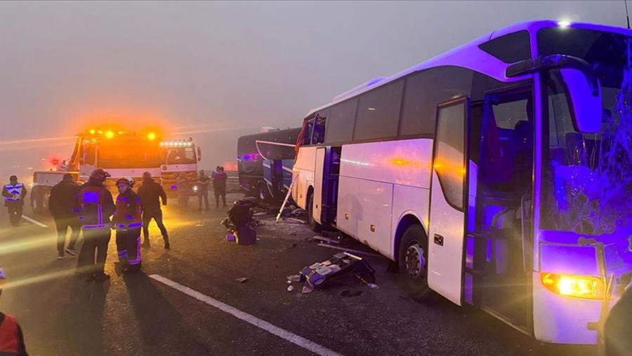 Kuzey Marmara Otoyolu'nda kaza: 10 kişi öldü