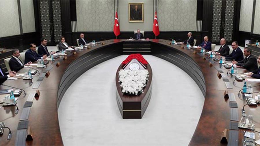 Erdoğan, üç bakanı liste dışı bıraktı