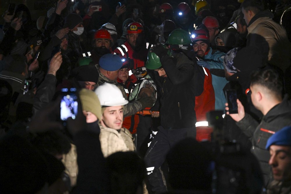 Mucize Kurtuluşlar: Depremin 7. gününde arama kurtarma çalışmaları sürüyor - 2