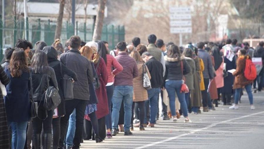 Her 100 gençten 58’i göç etmek istiyor