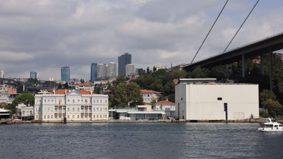 İstanbul Valiliği alkol kullanımına ilişkin yeni bir kararın olmadığını duyurdu