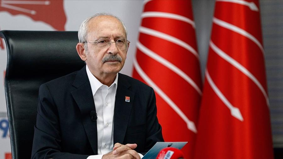 Kılıçdaroğlu, Onursal Adıgüzel'i görevden aldı