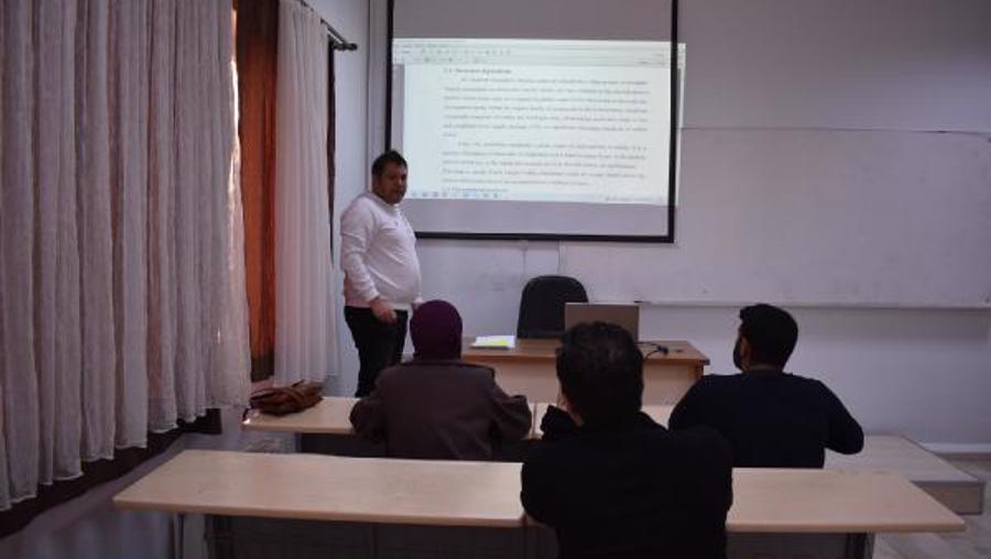 4 öğrencili bölümde, 2’si profesör 11 eğitimci 