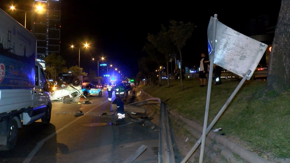 Kadıköy'de trafik kazası: 4 polis yaralandı - 5