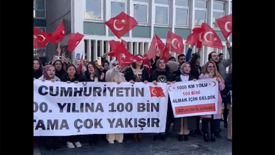 Öğretmenler 100 bin atama için bir araya geldi