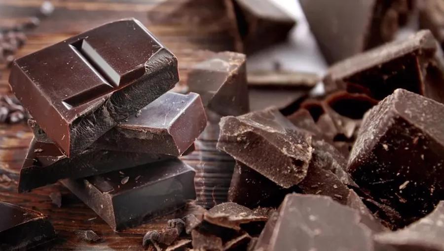 Ülkemizde satılan bitter çikolata kurşun, arsenik ve kadmiyum içeriyor