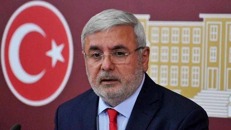 AK Parti’li Mehmet Metiner tepki çeken paylaşımını sildi