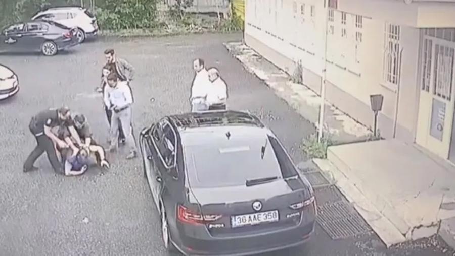 Kaymakamın koruma polisi İHA muhabirini darp etti