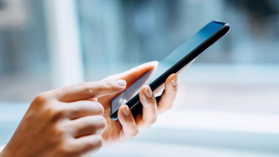 Okullarda akıllı telefon yasağı çocukların ruh sağlığını nasıl etkiliyor?