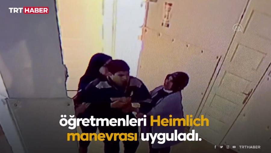 Öğretmenler nefes borusuna simit kaçan öğrenciye Heimlich manevrası uyguladı