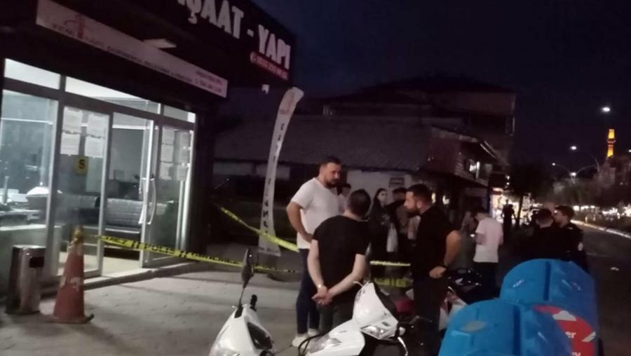 Halk otobüsünde döner bıçaklı kavga: Uzman çavuş yaralı