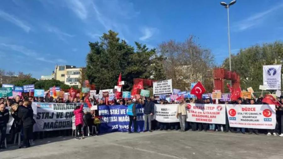 Staj ve çıraklık mağdurları 'Büyük İstanbul Mitingi' düzenledi