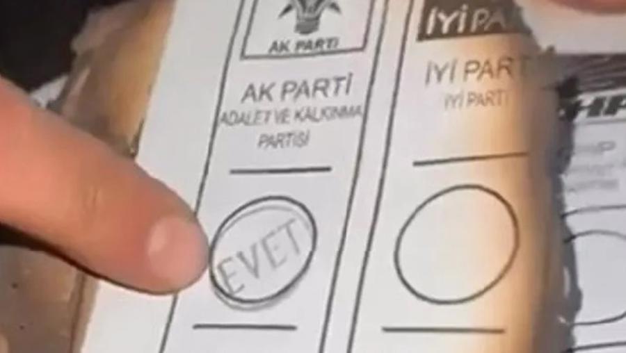 Şanlıurfa'da skandal görüntüler! Mühür basılmış oy pusulaları yakıldı