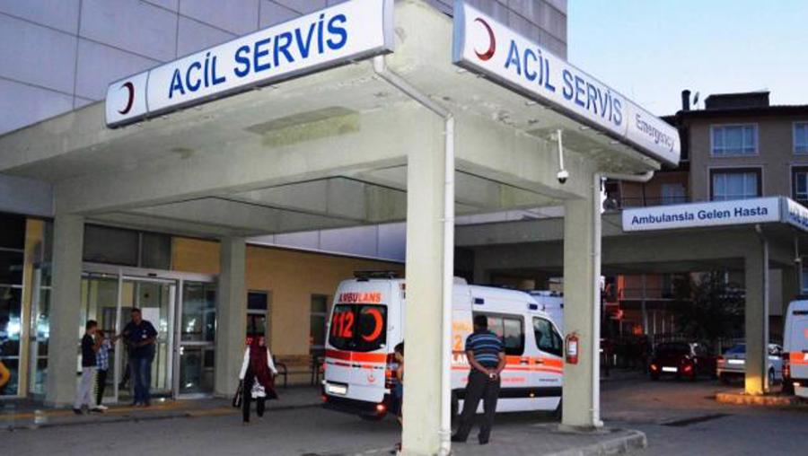 Rapor vermediği iddiasıyla doktora kaskla saldıran 2 kişiye gözaltı 