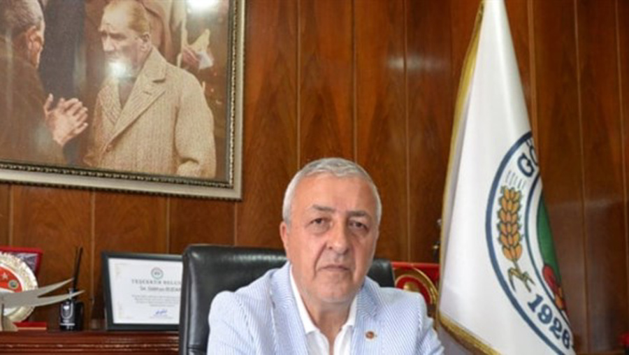 CHP'li bir belediye başkanı daha partisinden istifa etti