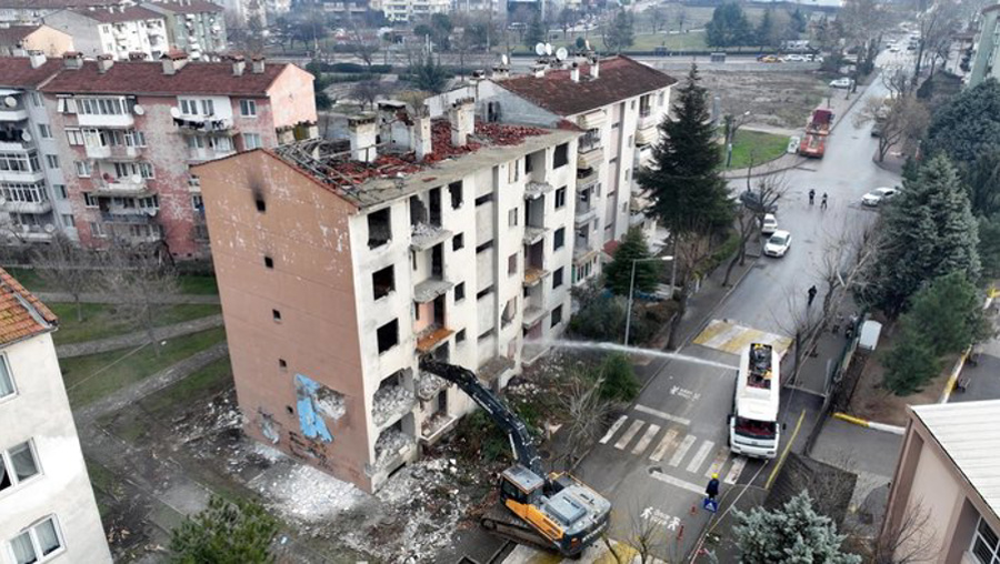 16 soruda Yarısı Bizden kampanyası