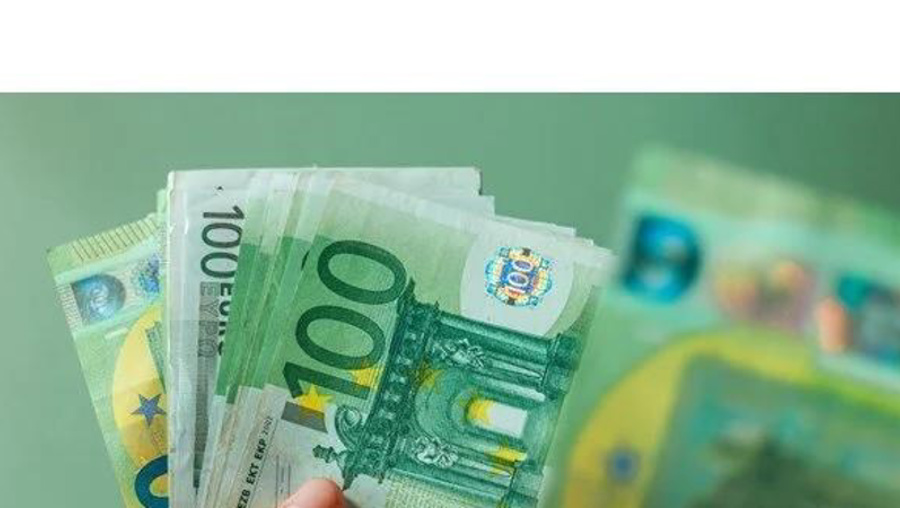 O ülkede her çalışana 639 euro yılbaşı ikramiyesi zorunlu oldu