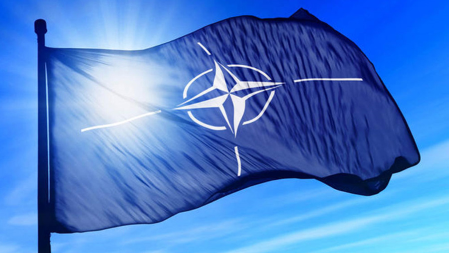 Trump: "NATO hava sahasına giren Rus uçaklarını düşürmeli"