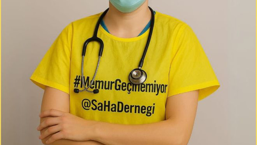 Sağlık Çalışanlarından “Çöp Poşeti” Tepkisi: Giyim Yardımı İsyanı Büyüyor