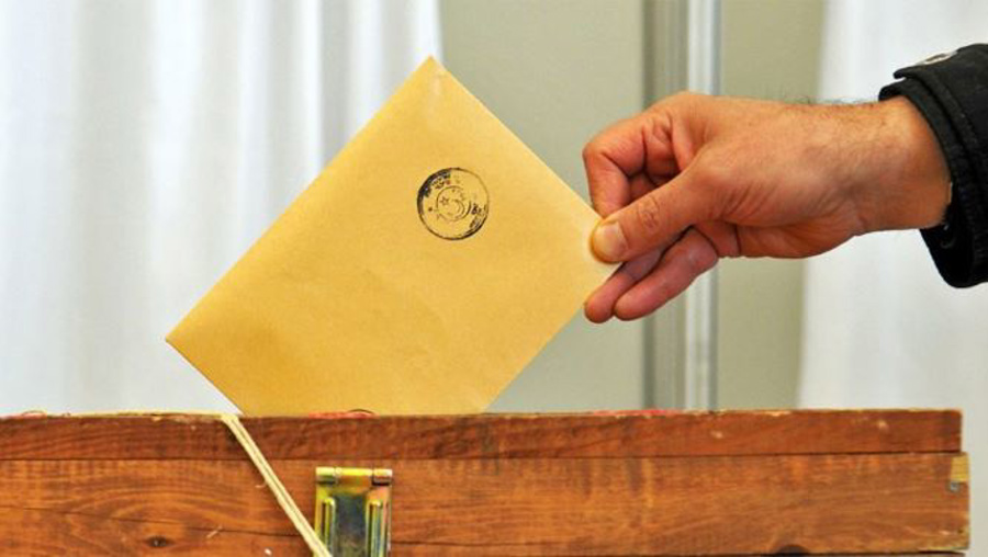 Yöneylem Araştırma: CHP ve AK Parti arasındaki farkın 5.5 puan