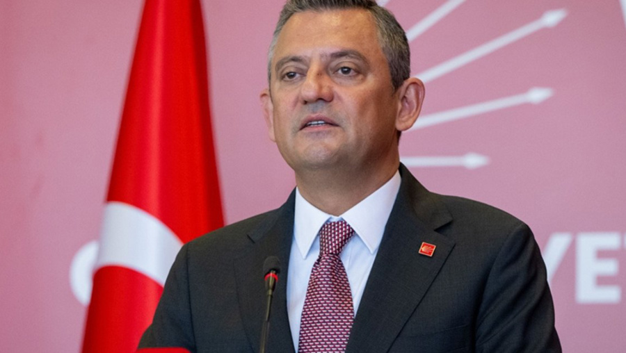 Özgür Özel: Kayyım olmayı kim kabul ederse onu da partiden atacağız