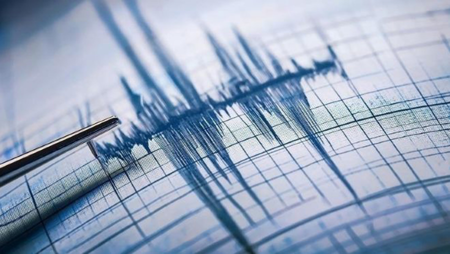 İstanbul'da 3,8 büyüklüğünde deprem oldu