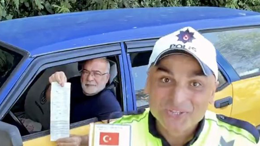 Fenomen trafik polisi görevden uzaklaştırıldı