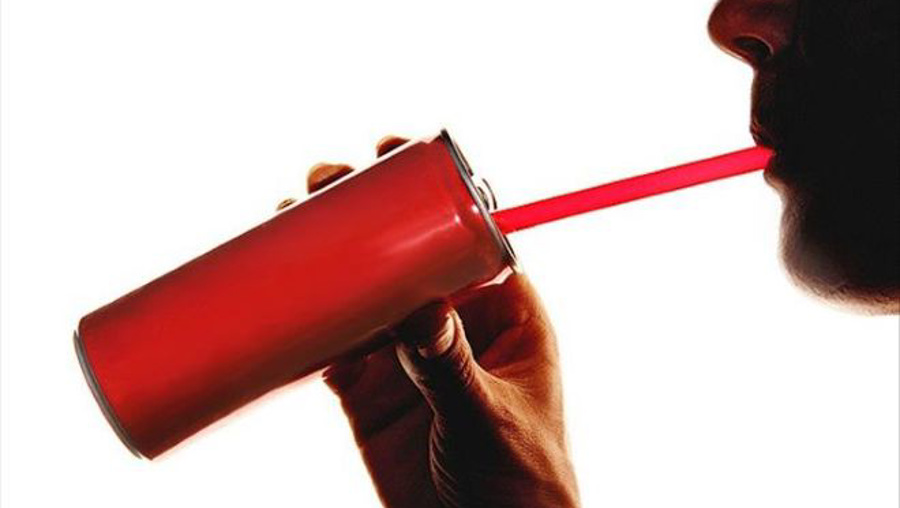 Enerji içecekleri masum ölüm saçıyor, hayatı tehdit ediyor