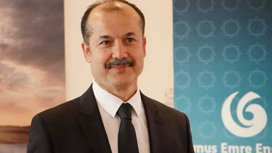 Yunus Emre Enstitüsünün aranan başkanı yakalandı