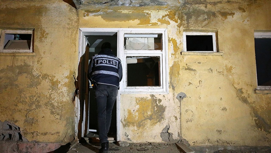 100 binden fazla metruk bina yıkıldı! 