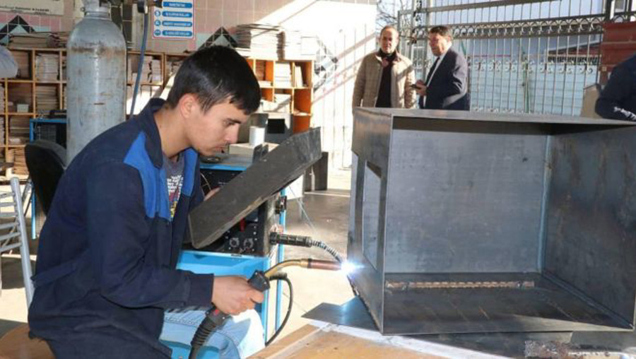 10 genç işçiden dördü kayıtdışı