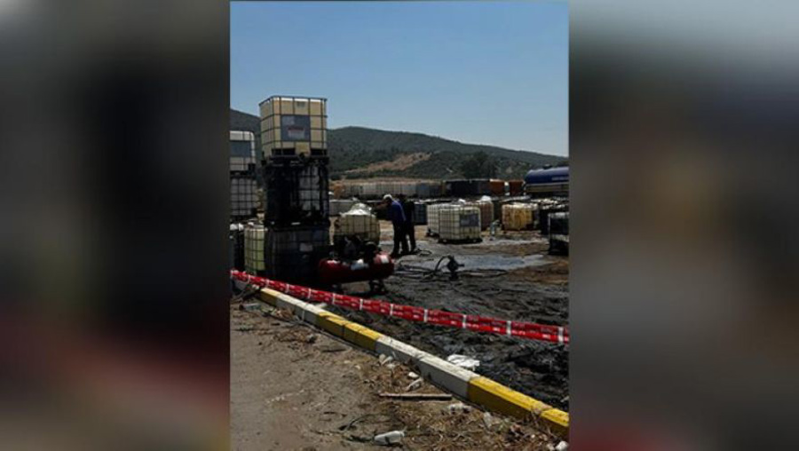 Asit tankı patladı, 16 araç hasar gördü